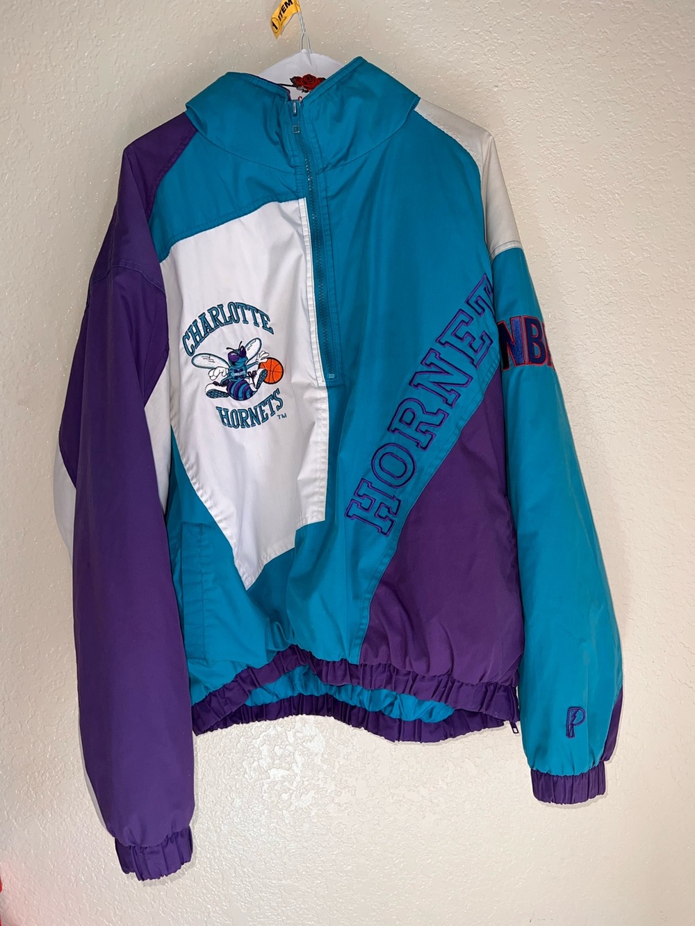 Vintage 90’s Charlotte Hornets NBA Pro Player Jacket Size XL